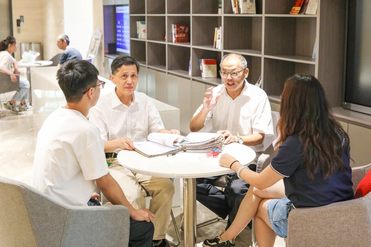 德清有个专门为老年人解矛盾的工作室